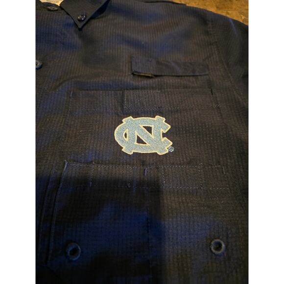 Pro Edge UNC Tar Heels Shirt Men Sz S Navy Button Down Vented Pockets NWT - Picture 3 of 9
